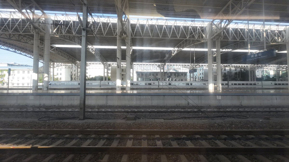 lanqion100's tweet photo. Go to NANCHANG
#train
#NANCHANG
#china https://t.co/cfVgFPUwfn