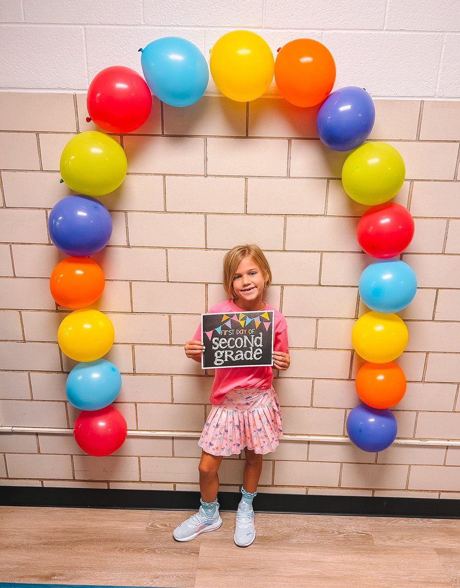 5th grade, 2nd grade, and my 11th year…ready to dream big this year! 💫 #RISDdreambig