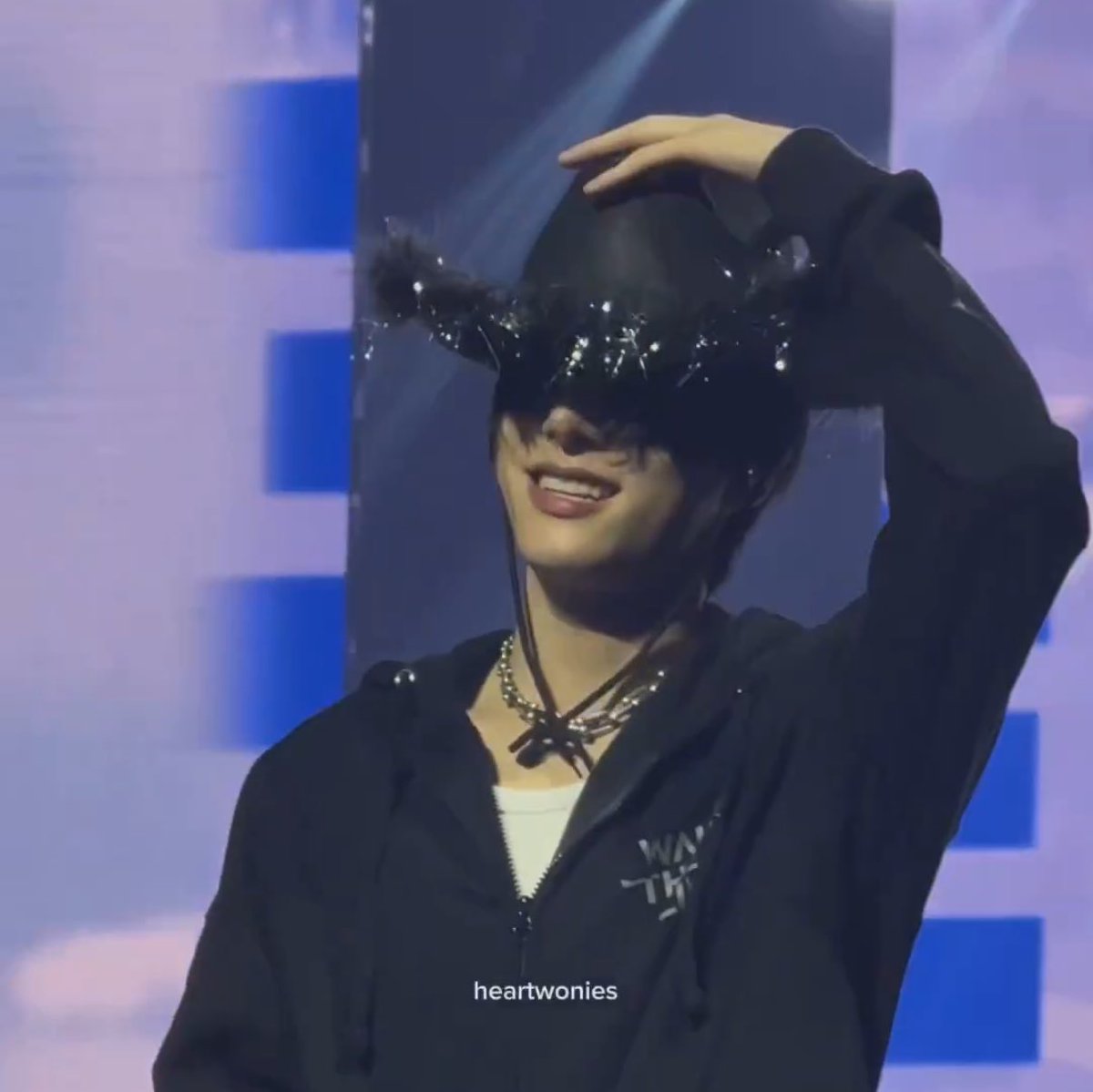 vvanessasim's tweet image. มันคือยิ้มไรวะเจค กุบ้ามา 5 นาทีแล้ว เขินชิบหาย ไท่ไหว ㅠㅠㅠㅠㅠㅠ