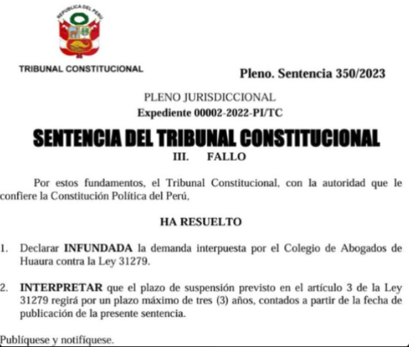 mariano3154's tweet photo. POR LA ELECCION DE VELAZCO COMO ADMINISTRADOR DE UNIVERSITARIO HASTA EL AÑO 2028
GREMCO HA DENUNCIADO PENALMENTE AL FUNCIONARIO DE LA SUNAT QUE EMITIO LA RESOLUCION PARA SU NOMBRAMIENTO
🔴GREMCO señala que el o los funcionarios de la SUNAT que emitieron y/o suscribieron la Resolución de Intendencia Nacional N° 000134-2025-SUNAT/8H0000, de fecha 1 de agosto de 2025, mediante la cual se designó a FRANCO VELAZCO COMO ADMINISTRADOR DE UNIVERSITARIO POR UN PERIODO FORZOSO DE 3 AÑOS contados desde el 01-08-2025 hasta el 31-07-2028 HABRIAN COMETIDO LOS DELITOS de resistencia o desobediencia a la autoridad y avocamiento ilegal de procesos en trámite.
🔴GREMCO expresa que la SUNAT, al emitir la resolución mediante la cual nombró a FRANCO VELAZCO como administrador de UNIVERSITARIO por un PERIODO FORZOSO DE TRES AÑOS HASTA EL AÑO 2028, HA VULNERADO LA SENTENCIA DEL TC que en el proceso de inconstitucionalidad contra la Ley N° 31279, resolvió lo siguiente:
"2. INTERPRETAR que el plazo de suspensión previsto en el artículo 3 de la Ley 31279 REGIRA POR UN PLAZO MAXIMO DE 3 AÑOS contados a partir de la fecha de publicación de la presente Sentencia" 
LO QUE SIGNIFICA que, si la sentencia del TC se publicó el 6 de septiembre de 2023, la suspensión del proceso concursal DEBE CONCLUIR COMO MAXIMO EL 6 DE SEPTIEMBRE DE 2026.
🔴GREMCO señala que el artículo 81° del Nuevo Código Procesal Constitucional establece lo siguiente:
"LAS SENTENCIAS DEL TC EN LOS PROCESOS DE INCONSTITUCIONALIDAD (...) que queden firmes TIENEN AUTORIDAD DE COSA JUZGADA por lo que vinculan a TODOS LOS PODERES PUBLICOS y producen efectos generales desde el día siguiente a la fecha de su publicación"
🔴POR LO QUE LA SUNAT al formar parte de la Administración pública ESTA OBLIGADA A ACATAR LA SENTENCIA DEL TC emitida en el proceso de inconstitucionalidad de la Ley N° 31279.
En tal sentido FRANCO VELAZCO NO PUEDE DESEMPEÑARSE COMO ADMINISTRADOR DE UNIVERSITARIO MAS ALLA DEL 6 DE SEPTIEMBRE DE 2026
@fadrian106 @Espacio_Crema @ColectivoLolo
@Gustavo_p4 @Universitario @hinchadacrema
@tiempocrematv @GarraeHijas @ElDiarioCrema
@BomboDeLaBarra @SocioUAdherente @UnidosxLaU @LaComunidad1924 @Walo_1901
@SociosAL1901 @Sargheto @TelodijoElGato
@OccidentAL2017 @loloeterno1924 @ImparatoVelazco @NetoCavagneri @SociosU1924
@MelgarOficial @SUNATOficial @elcomercio_peru
@clubucv @FiscaliaPeru @ExpresoPeru
@_MilagrosLeiva @ColectivoWORLD @SunatFentat
@ValeriaBersaken @JALVAREZ31 @mbeesellares
@ysmael_tasayco