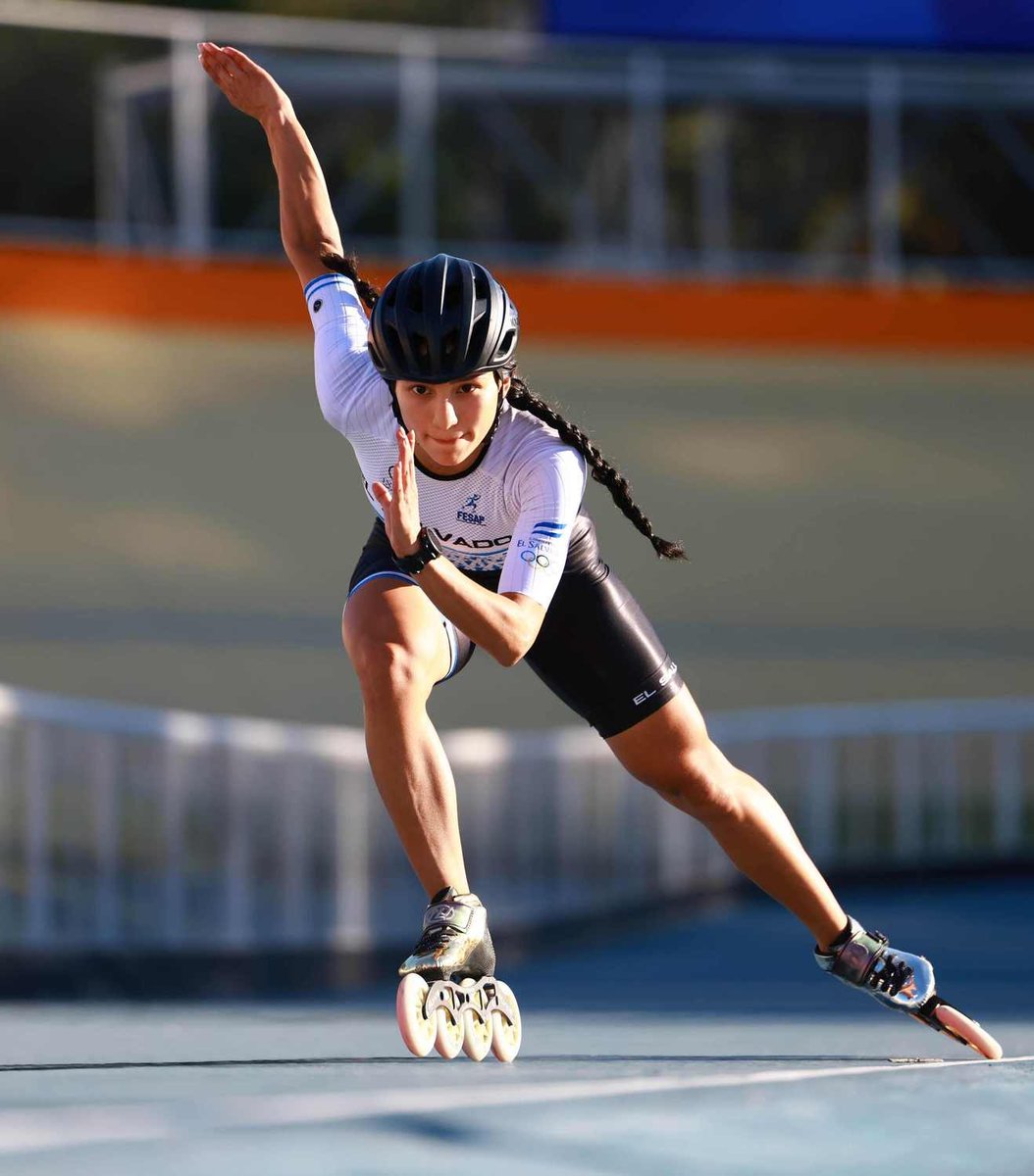 ¡Oro histórico para El Salvador en Juegos Mundiales!

#Patinaje | Ivonne Nóchez, atleta del Programa Esfuerzo y Gloria, logró otro hito en su carrera deportiva al ganar esta noche la final de los 100 metros sprint  y conquistar la primera medalla de oro para El Salvador en el