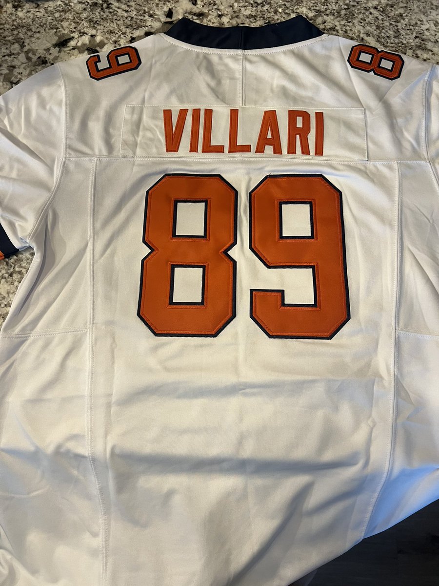 nickaquino0629's tweet photo. LFG!!!

@Dan2Villari is about to have a year for @CuseFootball https://t.co/RglKwSk6ni