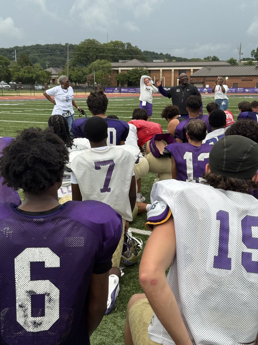 CartersvilleFootball tweet media