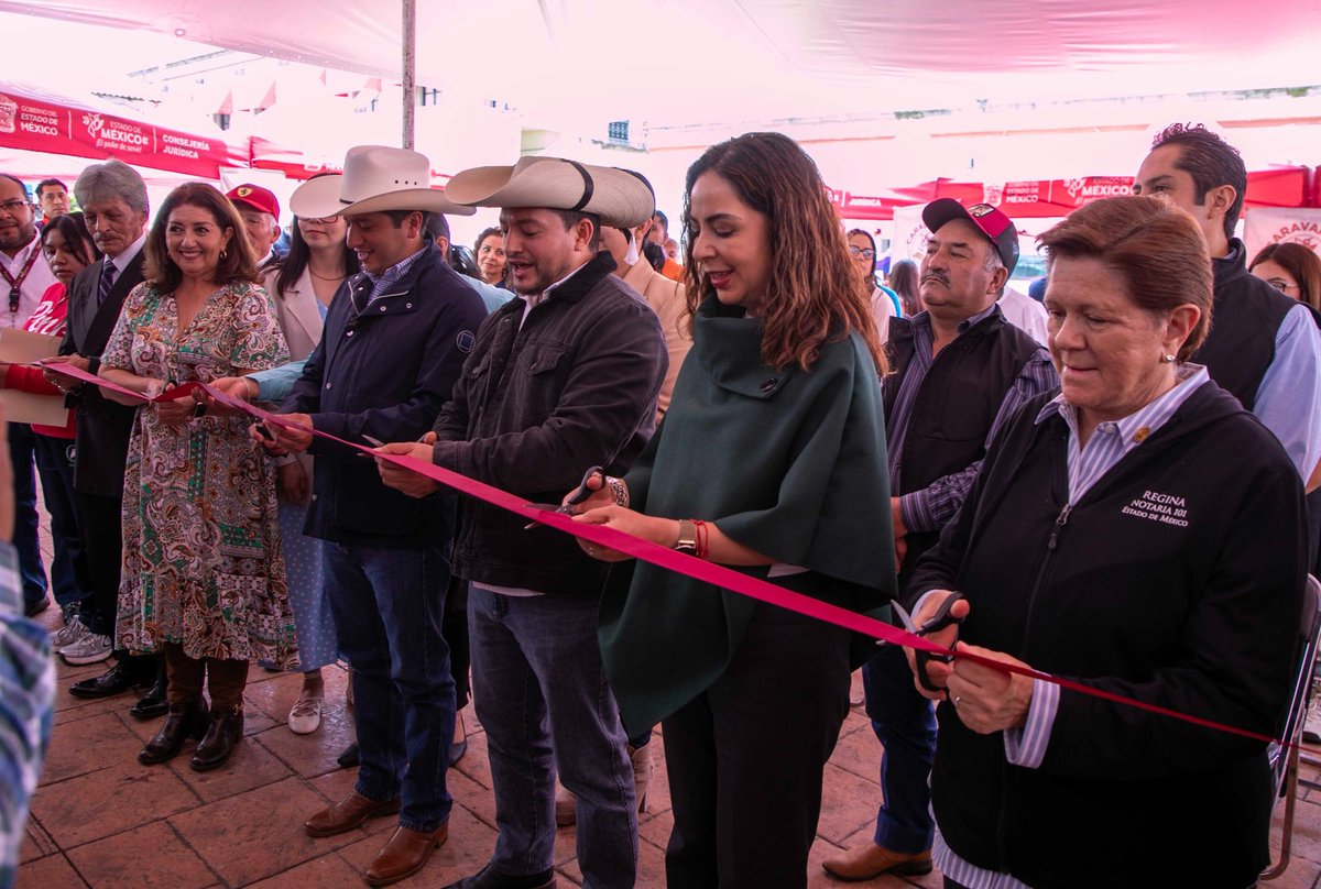 Poder Judicial Edomex (@pjedomex) on Twitter photo El juzgado móvil del #PJEdomex llegó a la zona norte del Estado de México con la inauguración de las Caravanas Itinerantes por la Justicia Social en #Jilotepec, donde la Consejera de la Judicatura, <a href="/alesadf/">Alejandra A</a> destacó que la ciudadanía mexiquense puede encontrar todos los servicios El juzgado móvil del #PJEdomex llegó a la zona norte del Estado de México con la inauguración de las Caravanas Itinerantes por la Justicia Social en #Jilotepec, donde la Consejera de la Judicatura, <a href="/alesadf/">Alejandra A</a> destacó que la ciudadanía mexiquense puede encontrar todos los servicios