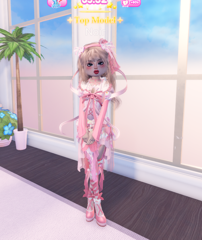 2 outfits I did hours ago that I forgot to post, haven't played in awhile