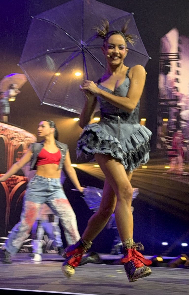 sorceryswift's tweet photo. holaaa soy ludm¡ (19/🇦🇷) la sigo a antonella hace casi un año, la amo con cada partecita de mi ser yyy ojalá se me dé poder verla y abrazarla pronto☹️🤲🏼
nada soy parte de la @antonetagc y estoy integradisima al fandom asiq hablenme cuando quieran!!!

#integracionap @proyectanto https://t.co/jd4Rh6npbM