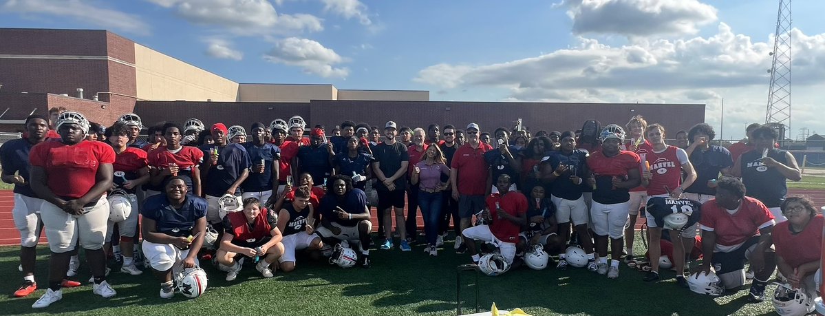 HokaHeyFB (@hokaheyfootball) on Twitter photo 1st Day of School & a special treat….popsicles with <a href="/Mayor_Dan_Davis/">Mayor Dan Davis</a> & <a href="/CityofManvel/">City of Manvel</a> Council Members! We are so thankful of our city officials and appreciate their support!
<a href="/CoachKirkMartin/">Kirk Martin</a> <a href="/HokaHeyBooster/">Manvel Ath Booster Club 🏈🏐🏀⚾️🥎⚽️⛳🏊♂️🏋️🏃🏃</a> <a href="/ManvelHS/">Manvel High School</a> <a href="/HokaHeyAP/">HokaHeyAthleticPerformamce</a> #BeDifferent
#RecruitManvel
#Family 1st Day of School & a special treat….popsicles with <a href="/Mayor_Dan_Davis/">Mayor Dan Davis</a> & <a href="/CityofManvel/">City of Manvel</a> Council Members! We are so thankful of our city officials and appreciate their support!
<a href="/CoachKirkMartin/">Kirk Martin</a> <a href="/HokaHeyBooster/">Manvel Ath Booster Club 🏈🏐🏀⚾️🥎⚽️⛳🏊♂️🏋️🏃🏃</a> <a href="/ManvelHS/">Manvel High School</a> <a href="/HokaHeyAP/">HokaHeyAthleticPerformamce</a> #BeDifferent
#RecruitManvel
#Family