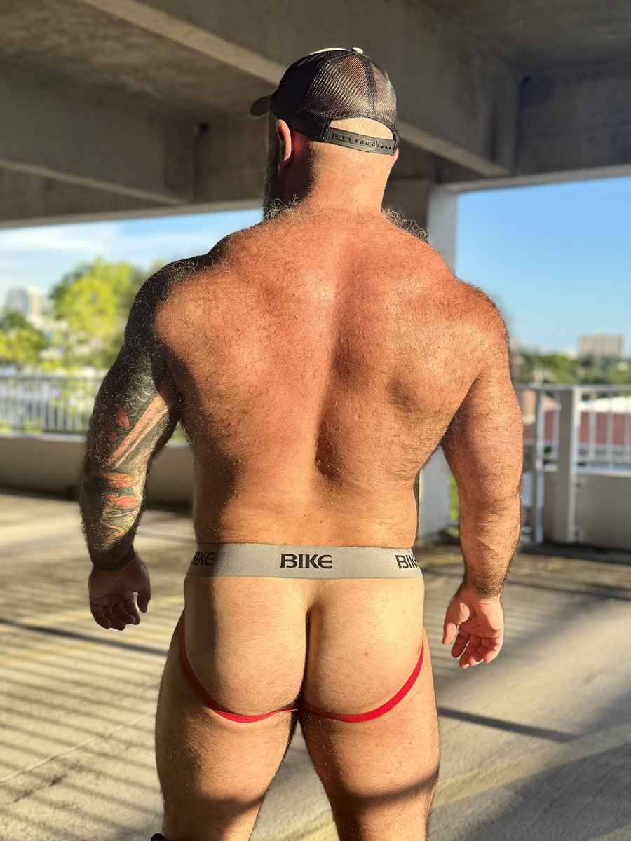 Brick (@thebrickxxx) on Twitter photo 