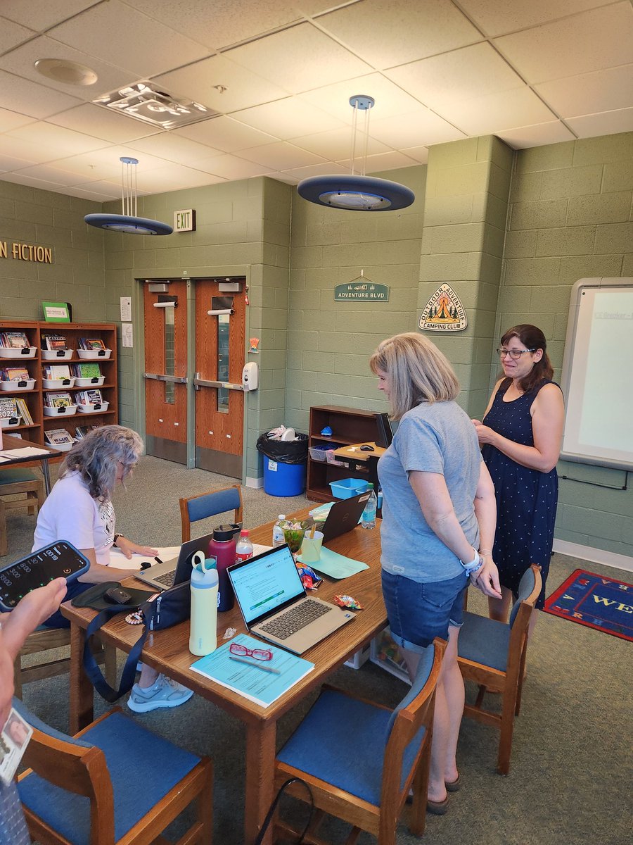 The full power of collaboration on display with our SIP team retreat! Together divided and conquered the our CNA and problem statements to develop a roadmap for the year ahead. Excited for the year ahead with our leaders 😁 @TuES_Pack