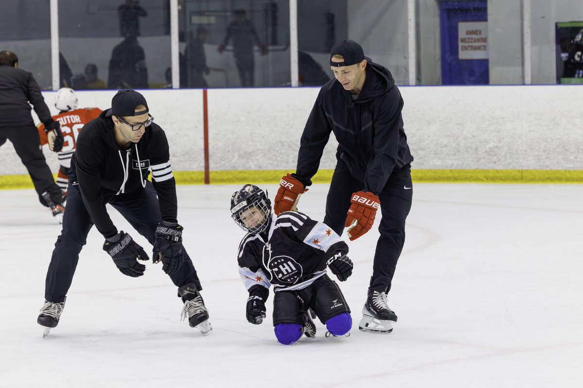 ChiHockeyInit's tweet photo. #PK88Day was non-stop action — skill drills, mini games, and surprises from Patrick Kane &amp; Alex DeBrincat. Thanks to Bauer, Johnny’s Icehouse, St. Ignatius hockey, and Ford Hockey School for making it unforgettable.

Help us keep sparking joy in young athletes by donating. https://t.co/zK9xG84QHB