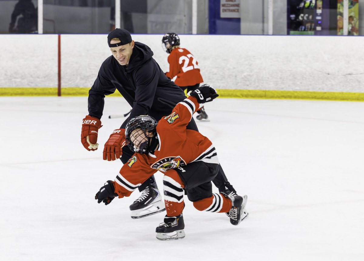 ChiHockeyInit's tweet photo. #PK88Day was non-stop action — skill drills, mini games, and surprises from Patrick Kane &amp; Alex DeBrincat. Thanks to Bauer, Johnny’s Icehouse, St. Ignatius hockey, and Ford Hockey School for making it unforgettable.

Help us keep sparking joy in young athletes by donating. https://t.co/zK9xG84QHB
