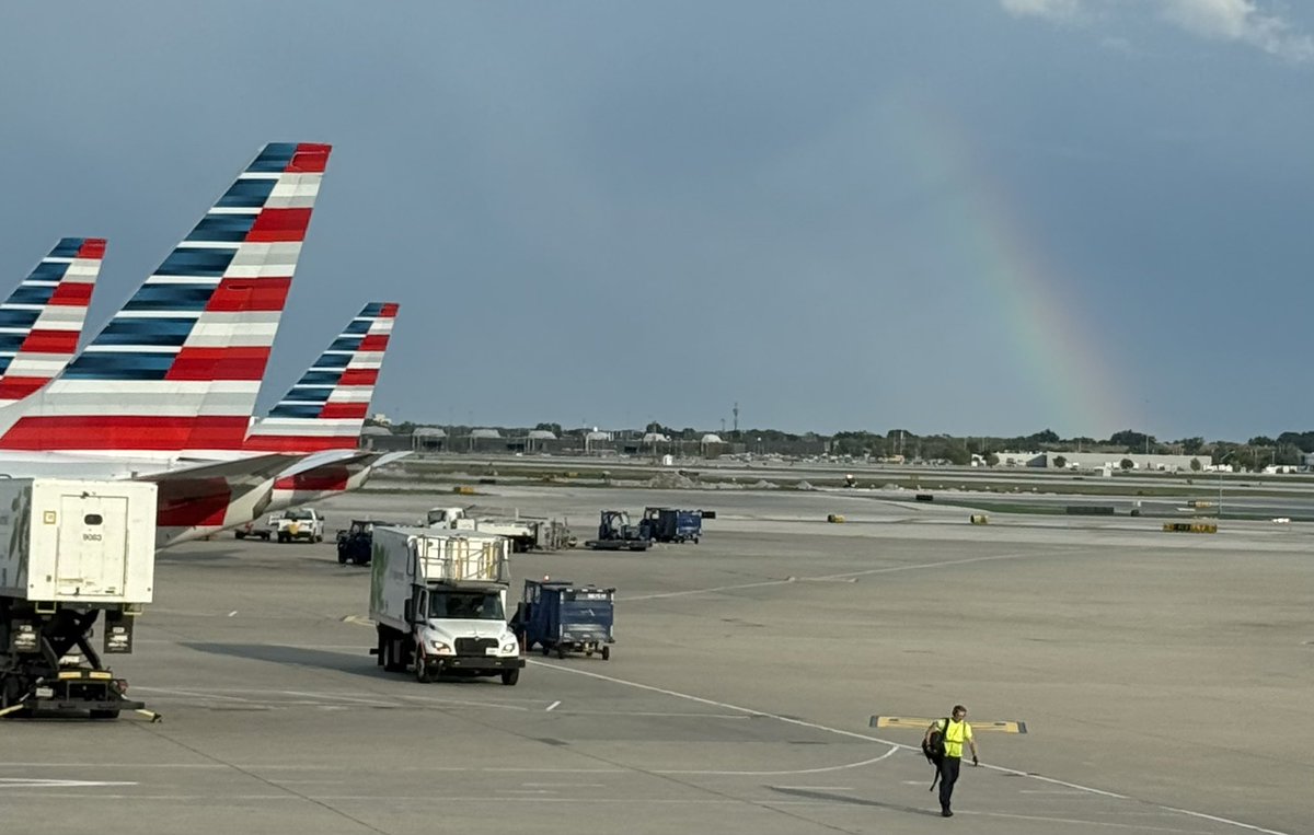 JasonGeorgi's tweet photo. Nice @fly2ohare, very nice. 

cc: @AmericanAir https://t.co/JskotNpqrq
