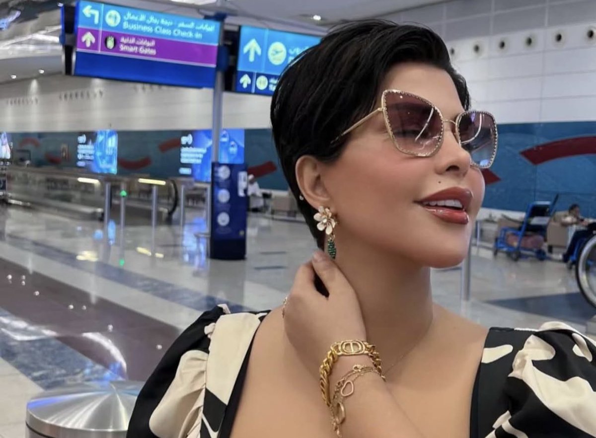 يا أجمل ابتِسامة حبها قلبي❤️❤️ . .
<a href="/shamsofficial/">شمس ☀️ shams</a>  #شمس_الكويتية