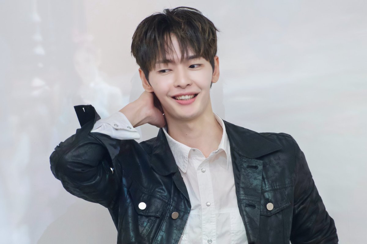 KBteeth's tweet image. cr. dreamynabi_