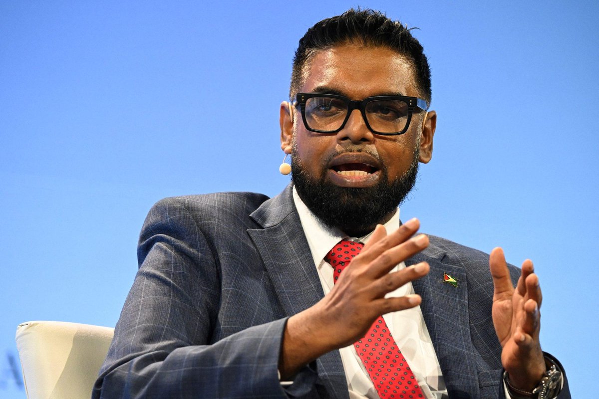 infoelluchador's tweet image. #Internacional | Guyana ratifica compromiso de resolver en paz disputa territorial con Venezuela

Amplíe la información ⬇️
elluchador.info/?p=286807

#ElLuchadorInforma
#10agosto