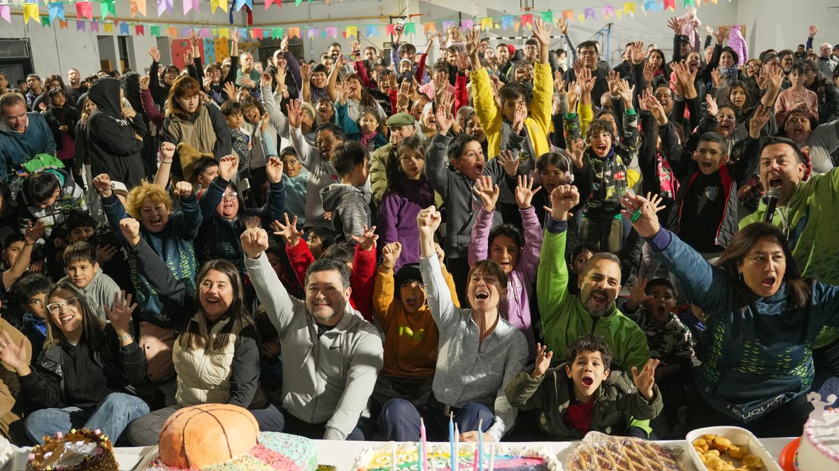 Muy emocionados de encender una nueva etapa para nuestro querido Rakizuam.

Junto a <a href="/CalfNeuquen/">CALFNeuquen</a>, la Secretaría de Deportes, la comisión barrial y las familias del barrio, inauguramos la iluminación de este espacio que, desde hace 12 años, promueve el deporte, la inclusión y el