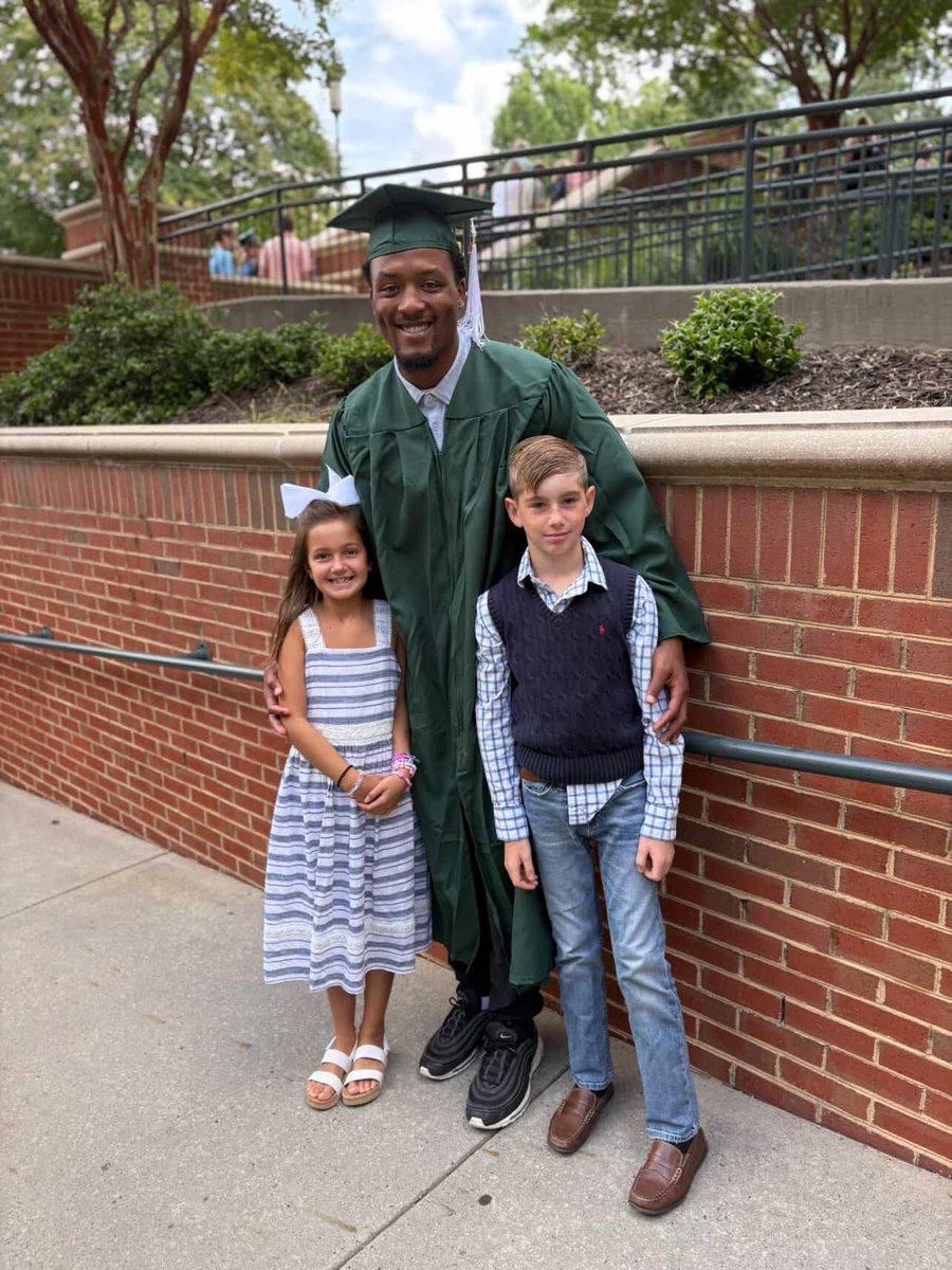 Lewis Caralla tweet media