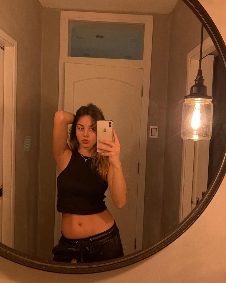 ddnisssee's tweet photo. hola soy denu (18) sigo a anto desde octubre, daría la vida por ella y es mi favorita. tuve la suerte de poder conocerla en enero y fue el mejor día de mi vida. bueno eso siganme soy copada 💜
#integracionap https://t.co/8KNVbnKVG8