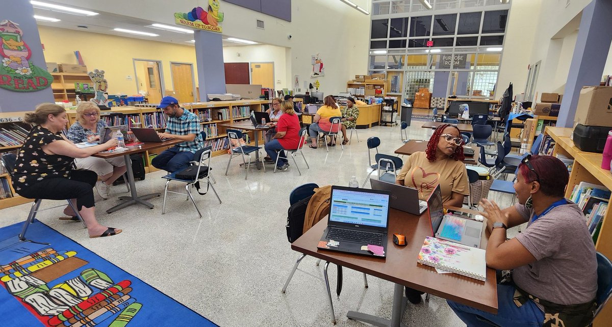 Michelle L. Marek tweet media