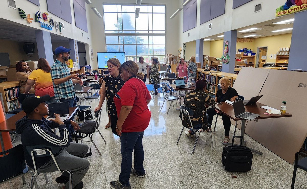 Michelle L. Marek tweet media