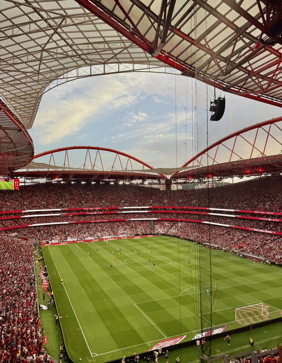 Pour l’amour de Nice 🇾🇪
#SLBOGCN

See you later <a href="/EuropaLeague/">UEFA Europa League</a> 👋