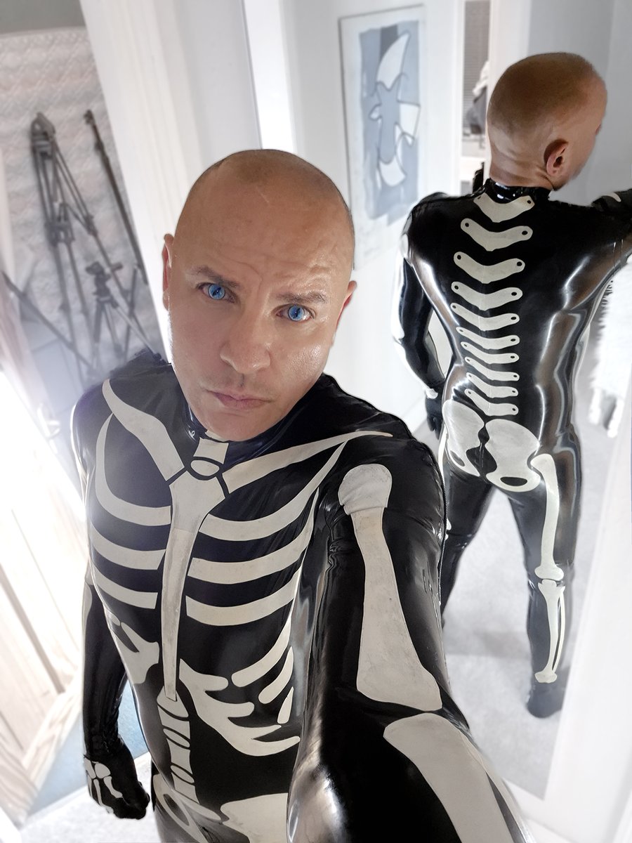 Rubbaskin tweet media