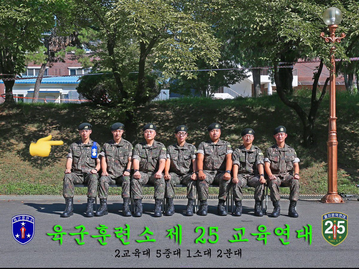CEWNation's tweet photo. 250713 

Our Company Commander Trainee Cha Eunwoo 😍

The group picture that we all have been waiting for! 

We are so proud of you Eunwoo 🥹💙

#CHAEUNWOO #차은우 
@CHAEUNWOO_offcl https://t.co/dsFGYq3nfF