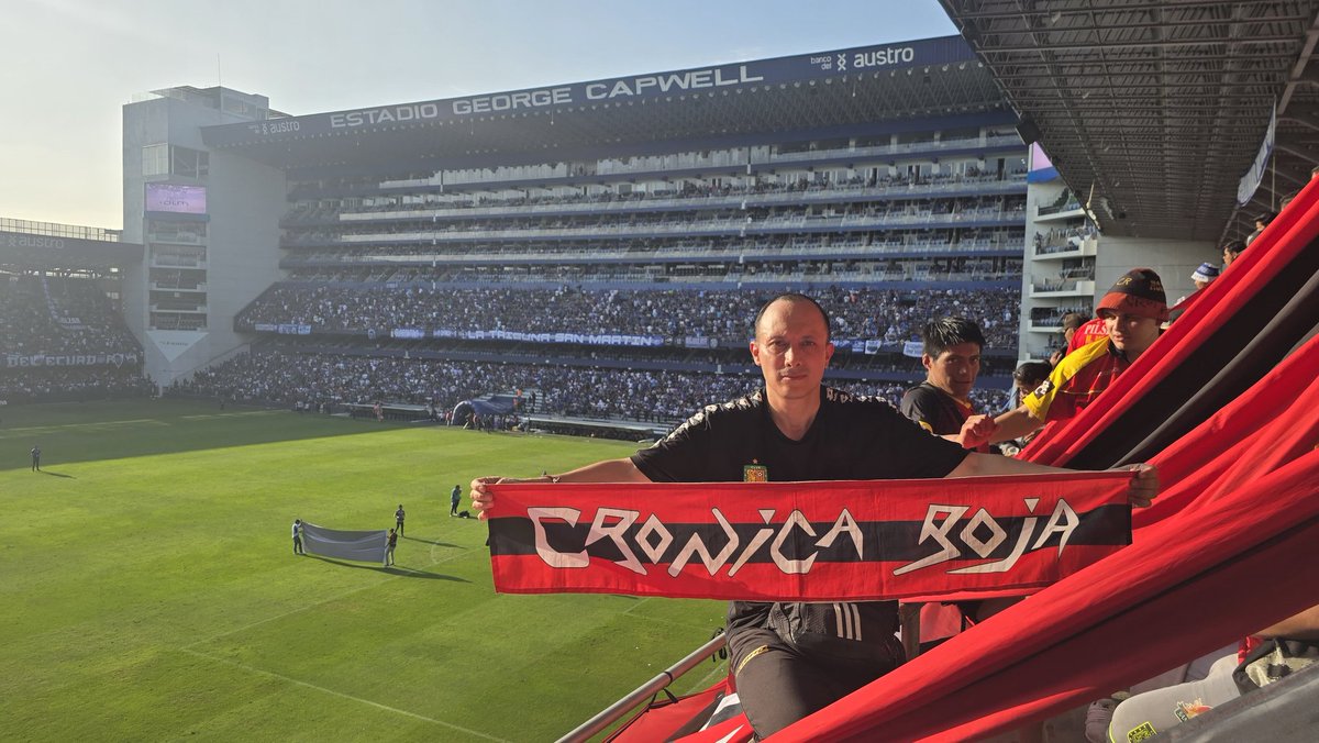 La banda presente la tarde de ayer en Guayaquil.
No nos conformamos con el resultado, teníamos para ganar el partido.
El proximo lunes todos de cabeza al ASA que tenemos que ganar.

Crónica Roja 🔴⚫
Un Solo Puño 👊