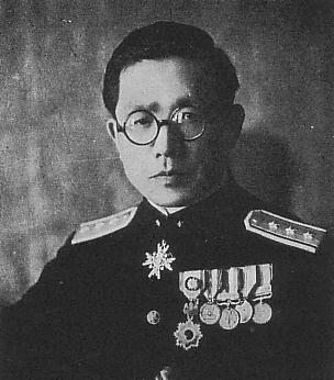 Fuyo1945's tweet photo. 1945年8月13日19:00 町村金五警視総監が首相官邸を訪れ、「内務大臣がなんと言われようと、私が全責任をもって治安維持を図りますから、どうぞご安心下さい」と迫水書記官長に伝える　#芙蓉録 https://t.co/iCj7f8GrA3