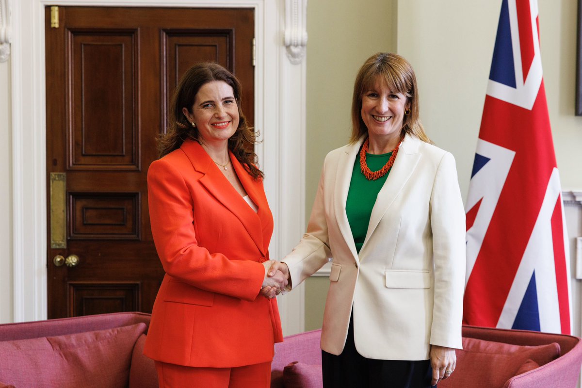 IonaCThomas's tweet photo. Great to see UK Chancellor @RachelReevesMP meeting NZ Finance Minister @NicolaWillisMP in London to discuss our shared agenda to drive economic growth &amp; boost productivity. 🇬🇧 🇳🇿 https://t.co/N5J3ZxXaB2