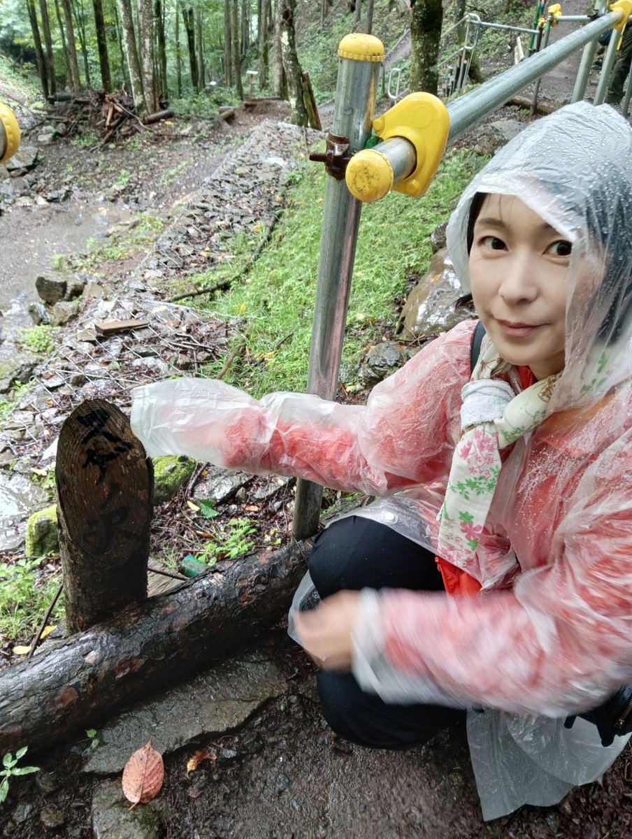 suzuki_atk's tweet image. ご遺族の前でどんな表情をすればいいのだろう⋯と悩みながら初めて「御巣鷹」を取材したのは2005年。深く関わったのは2015年の「30年特集」。そして今年も⋯皆さんに会えると自然と笑顔になる。この事故を伝え続けると共に、二度と悲劇が起きないよう制度を考え、仕組みをつくるのが今の私の役目かな