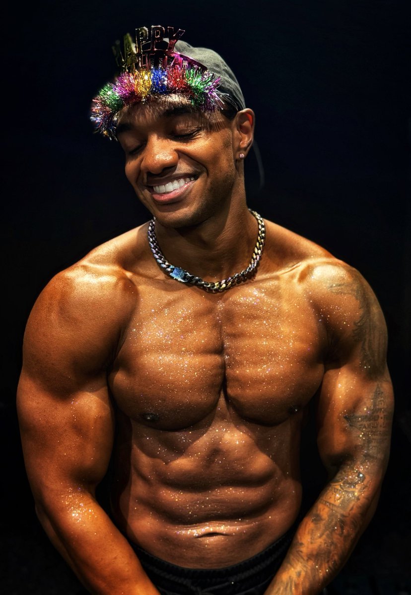 nate2greatest's tweet image. Chapter 29!🥳🦁🎉🎉🎉🎉 #LeoSeason #birthdayboy