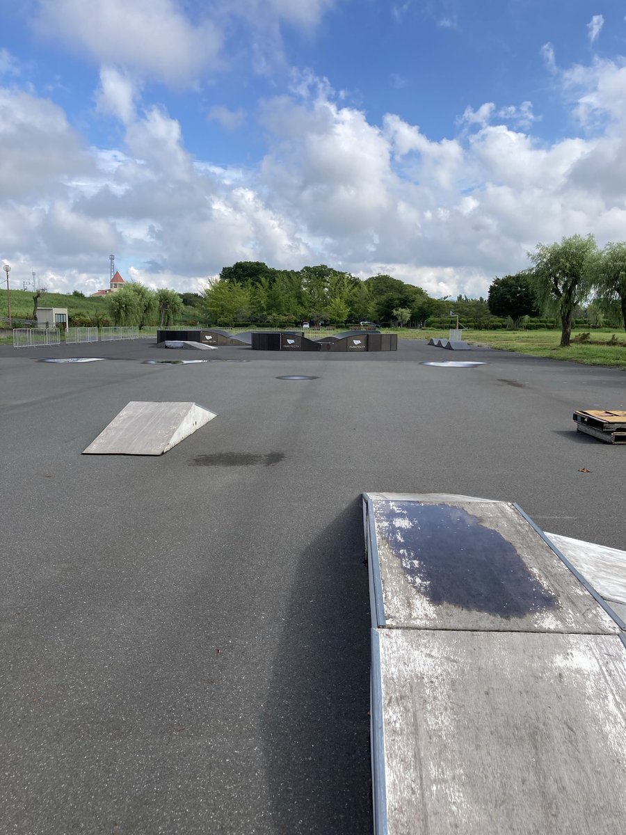 おはようございます！
わたらせサイクルパークです。
☀️気温27℃ ムシムシしてますが、暑さ慣れした体には爽やかに感じます😓
油断せず♨️スポーツ🧽🚴‍♀️🛹する際には熱中症対策よろしくお願いします🙇‍♂️