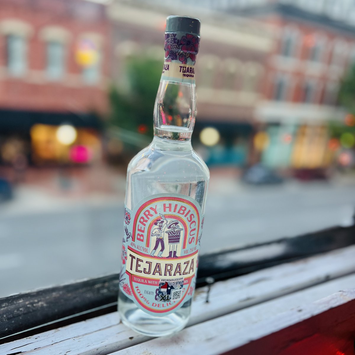 tejarazatequila's tweet photo. Downtown lights, skyline views, and a glass of Tejaraza in hand — some things just belong together.

Find us tonight and make it a night worth remembering.

#TejarazaTequila #TexasBornMexicoRooted #DowntownVibes #SipTejaraza https://t.co/jyJU41Zl7s