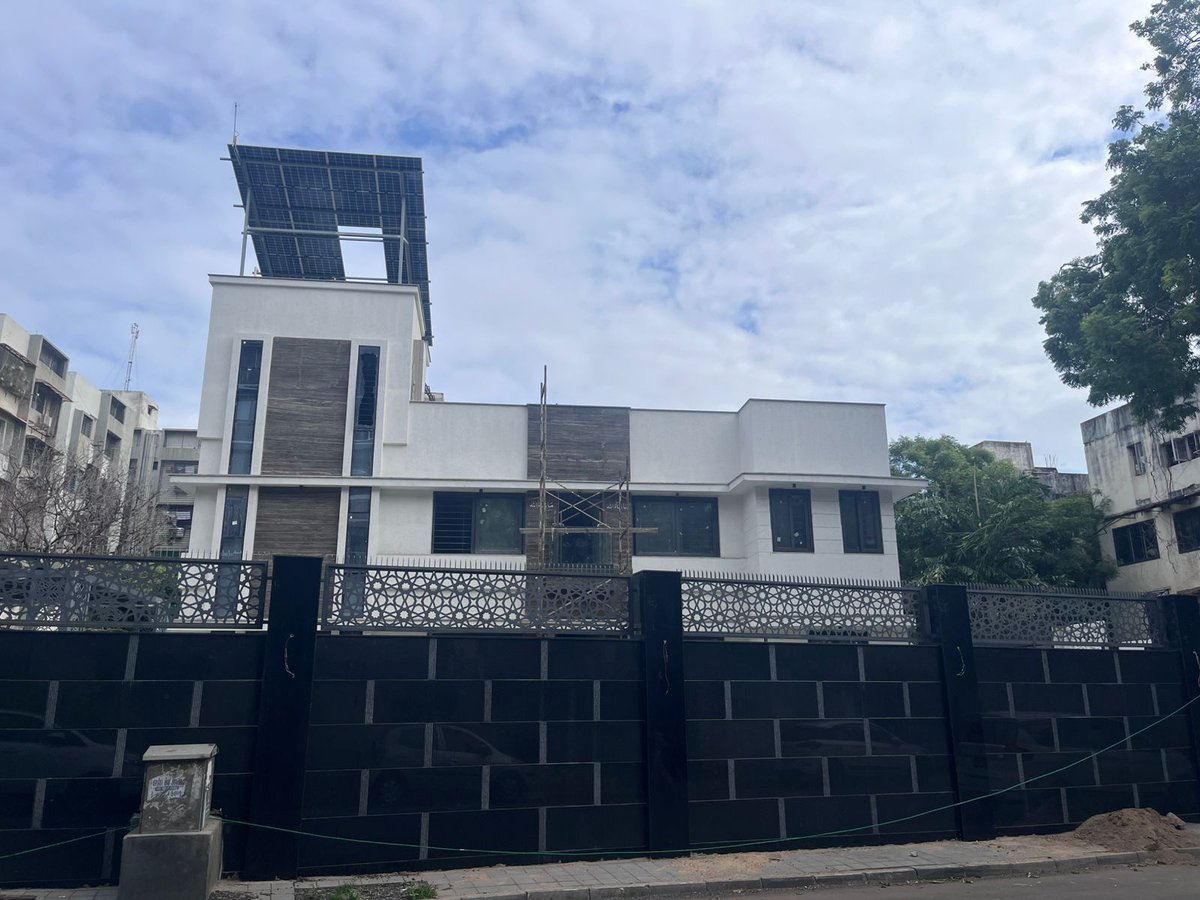 LetsTalkAmdavad's tweet image. Ellisbridge MLA writes to Gujarat CM over #DisturbedAreasAct violations in #Paldi 
#GujaratGovrnment @CMOGuj @AmitShahbjp
#LetsTalkCity
#Ahmedabad #Amdavad #Gujarat #LawAndOrde

bit.ly/4oxwQYv
Via deshgujarat.com