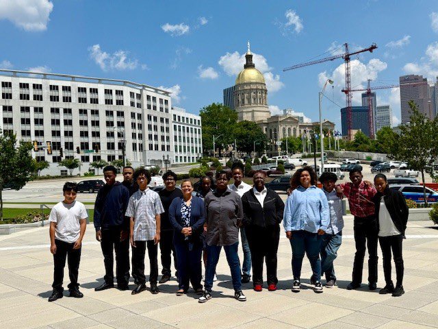 BGCMAATL's tweet image. On #InternationalYouthDay, we celebrate a summer where BGCMA teens launched business ideas at CodeFu, explored law through Kilpatrick Law Camp, and connected with STEM, finance, and media pros at Microsoft. They gained skills to turn their goals into reality. #BGCMA