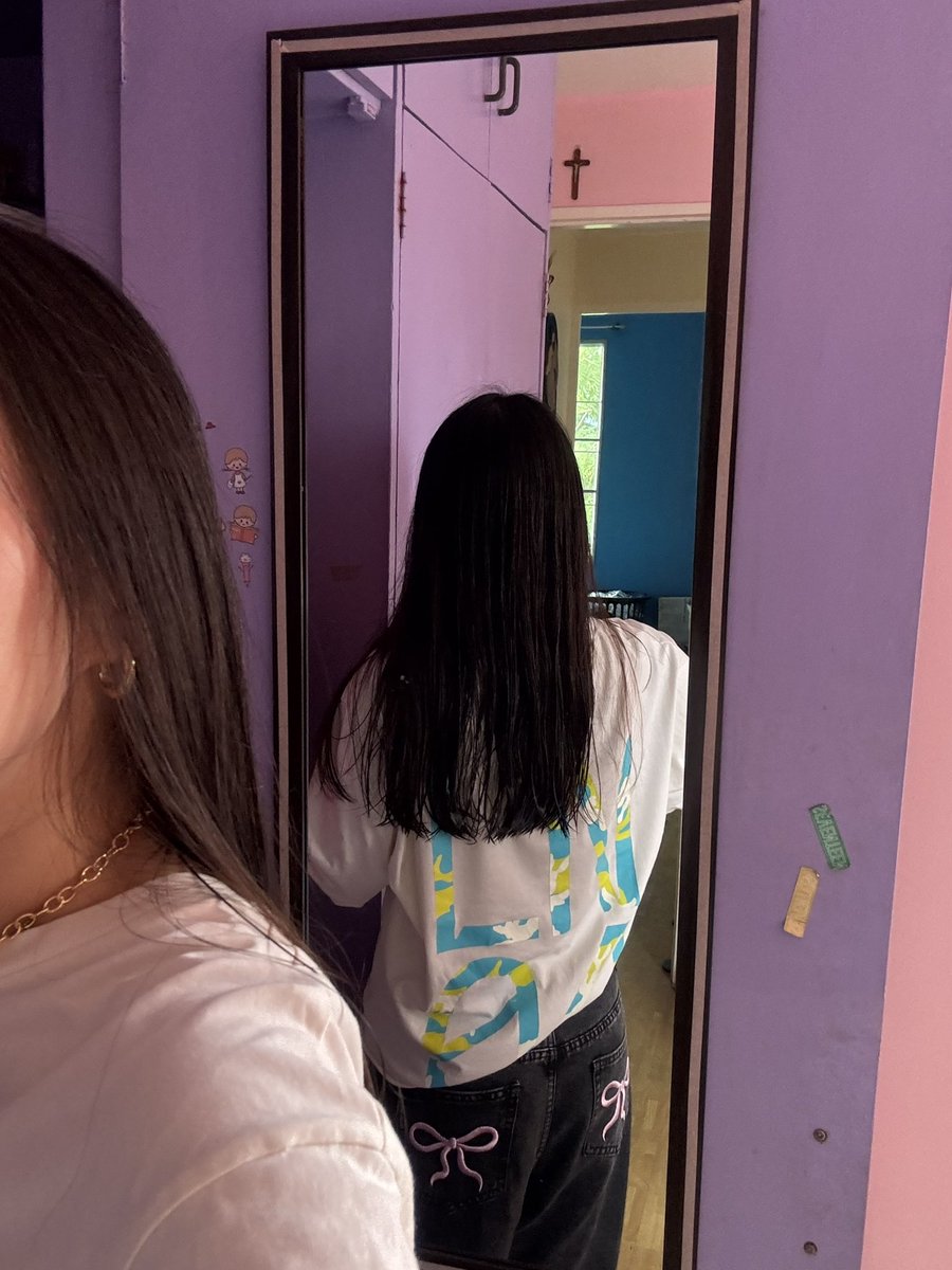 sainzrise's tweet image. representing ln4 at uni today 🧡 #yasssss