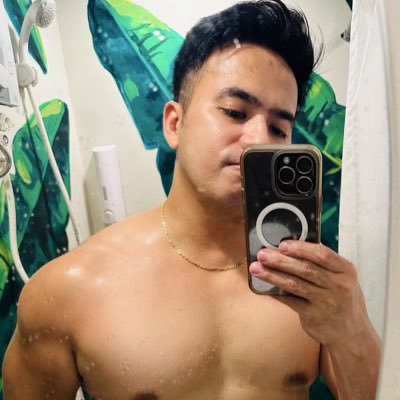 jeffcarillo's tweet photo. #NewProfilePic https://t.co/Q6uGbOaj47