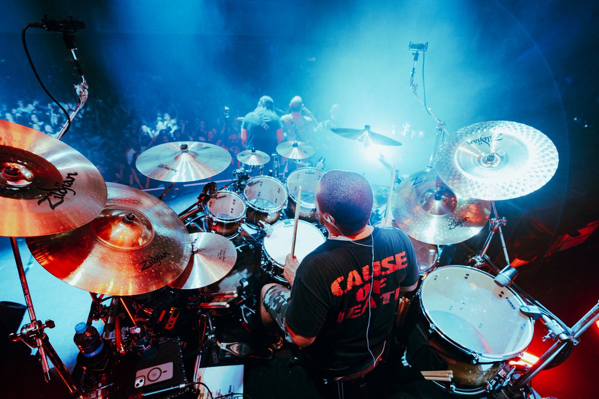 TriviumOfficial's tweet image. Utrech was moving the ENTIRE NIGHT!!! That was insane… 

📸: Black Card Films

#trivium #metalhead #metalshow #crowdsurfing #seeyouinthepit