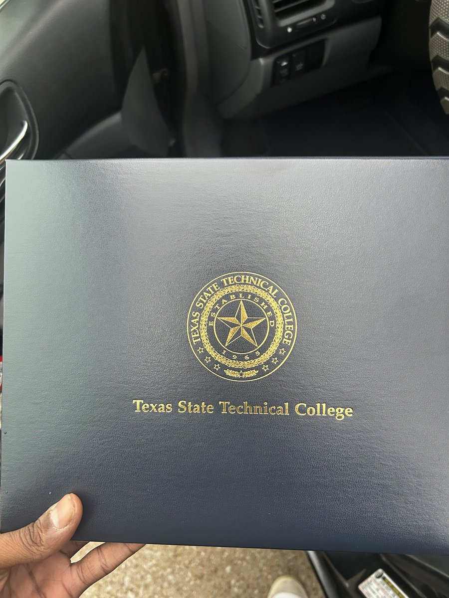 CleanUpper tweet media