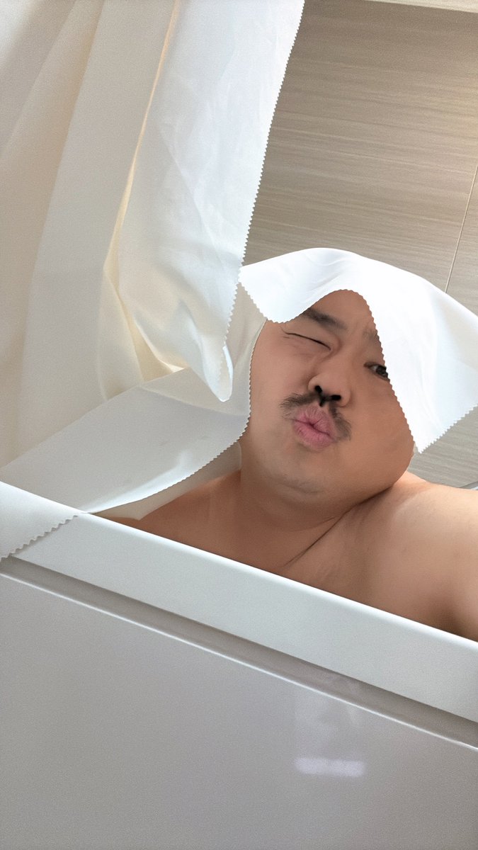 アサちゃんの毛づくろい おはおはケケケケ、バサバサキューーン♪