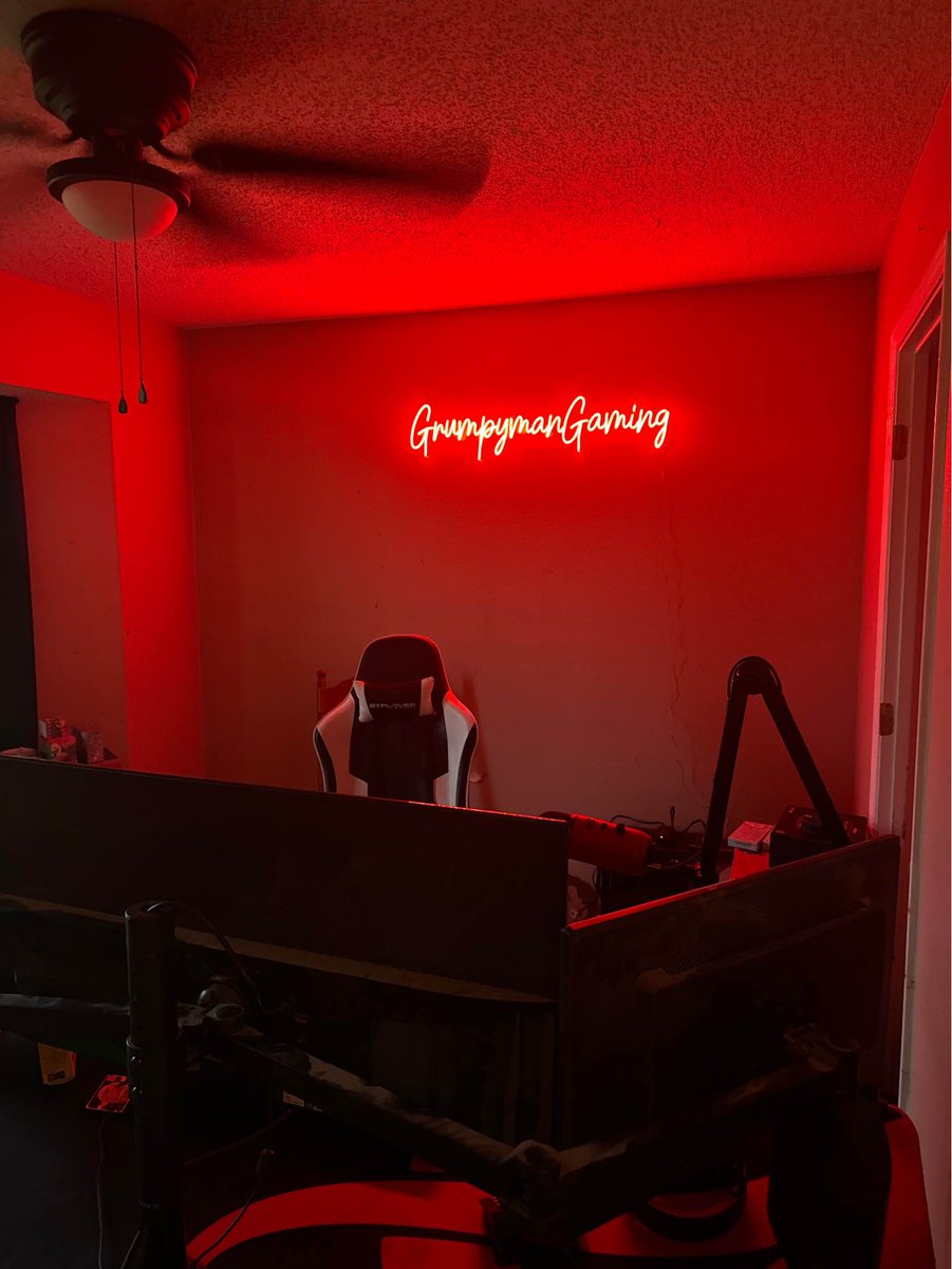 GrumpyManGaming tweet media