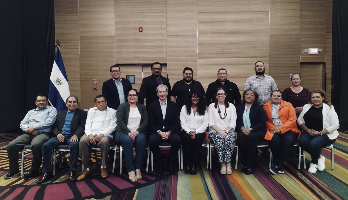 Unidad Sindical Oficial (@unidadsindical_) on Twitter photo Este día finalizó el Taller sobre el Sistema de Control de las NITs y la Participación Sindical.
Con el apoyo de <a href="/OIT_AmerCentral/">OIT América Central</a> y la participación de su Director para América Central, Haití, Panamá y República Dominicana, Eliel Hasson Nisis <a href="/ehn777/">Eliel Hasson Nisis</a>.
La Unidad Sindical Este día finalizó el Taller sobre el Sistema de Control de las NITs y la Participación Sindical.
Con el apoyo de <a href="/OIT_AmerCentral/">OIT América Central</a> y la participación de su Director para América Central, Haití, Panamá y República Dominicana, Eliel Hasson Nisis <a href="/ehn777/">Eliel Hasson Nisis</a>.
La Unidad Sindical