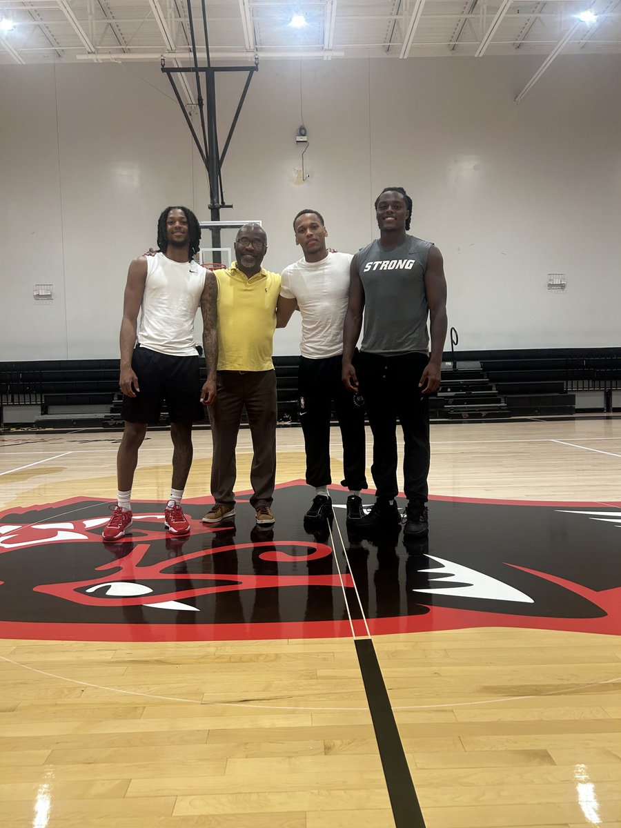 Man, great day at Tep!  Had some 🐐 s come visit!!! Tepup!!