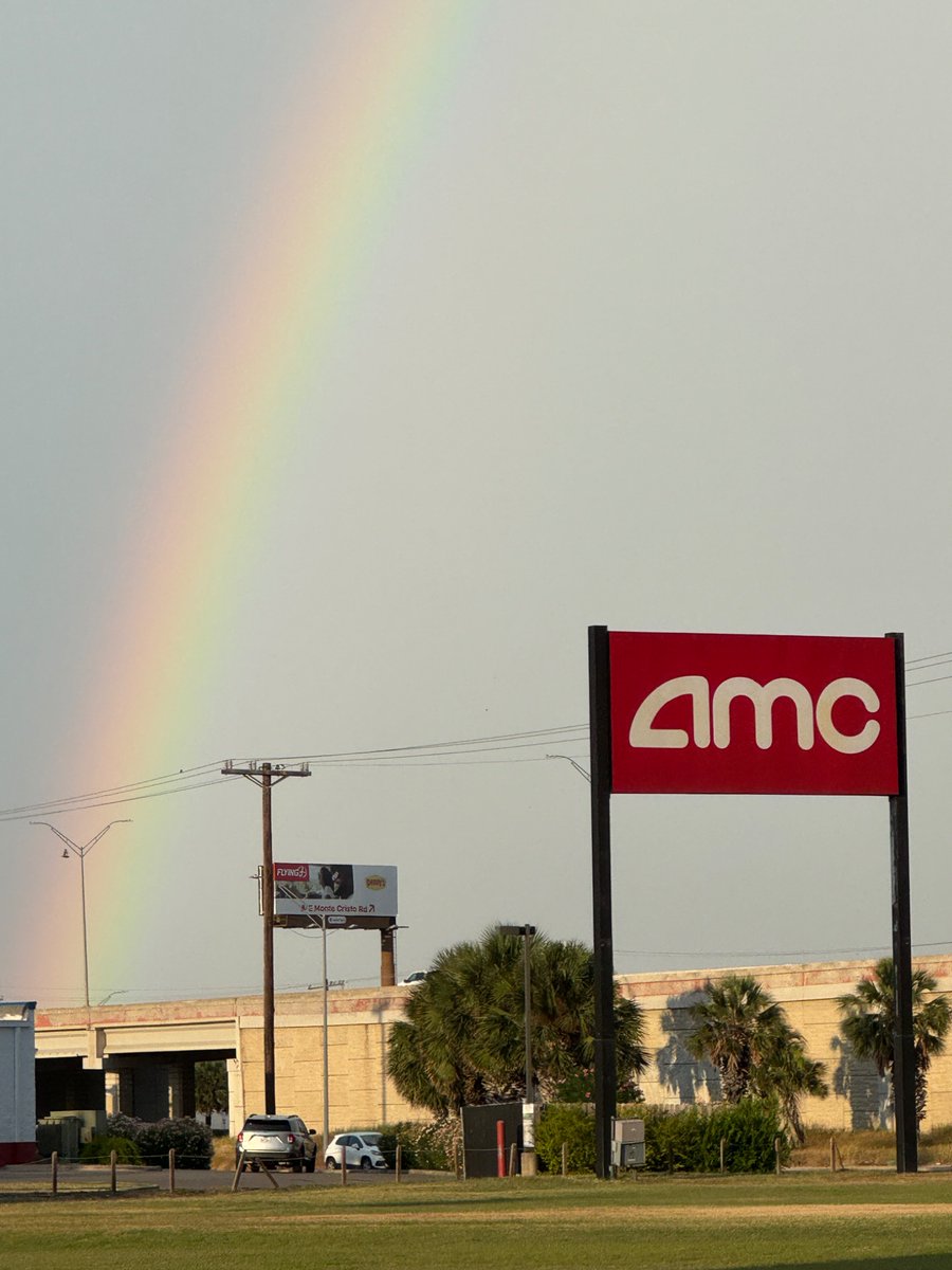 carlitos (@halfclearlungs) on Twitter photo 