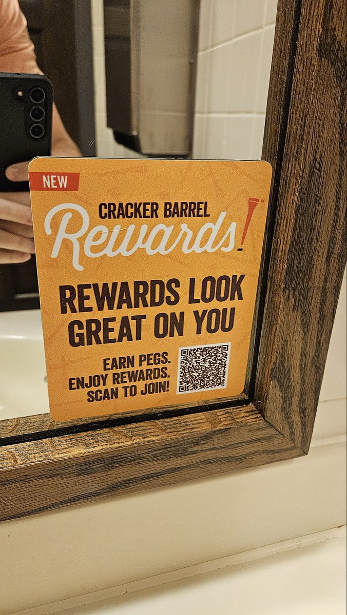 I'm tryna earn my pegs at cracker barrel
