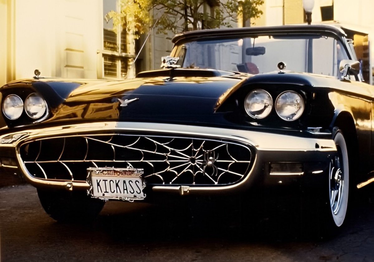 bab0oshk44's tweet photo. goth car decor https://t.co/0KBUVGMPCp