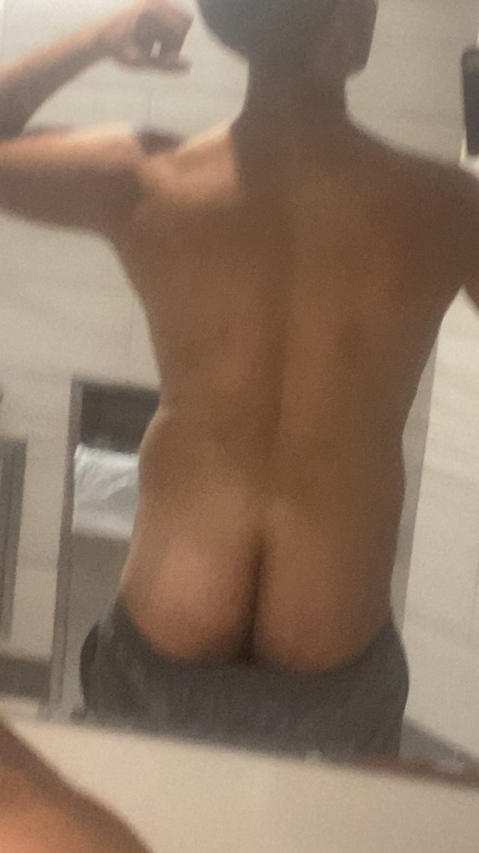 MascBttmDc's tweet photo. Gym session done https://t.co/09w0yc9PbZ