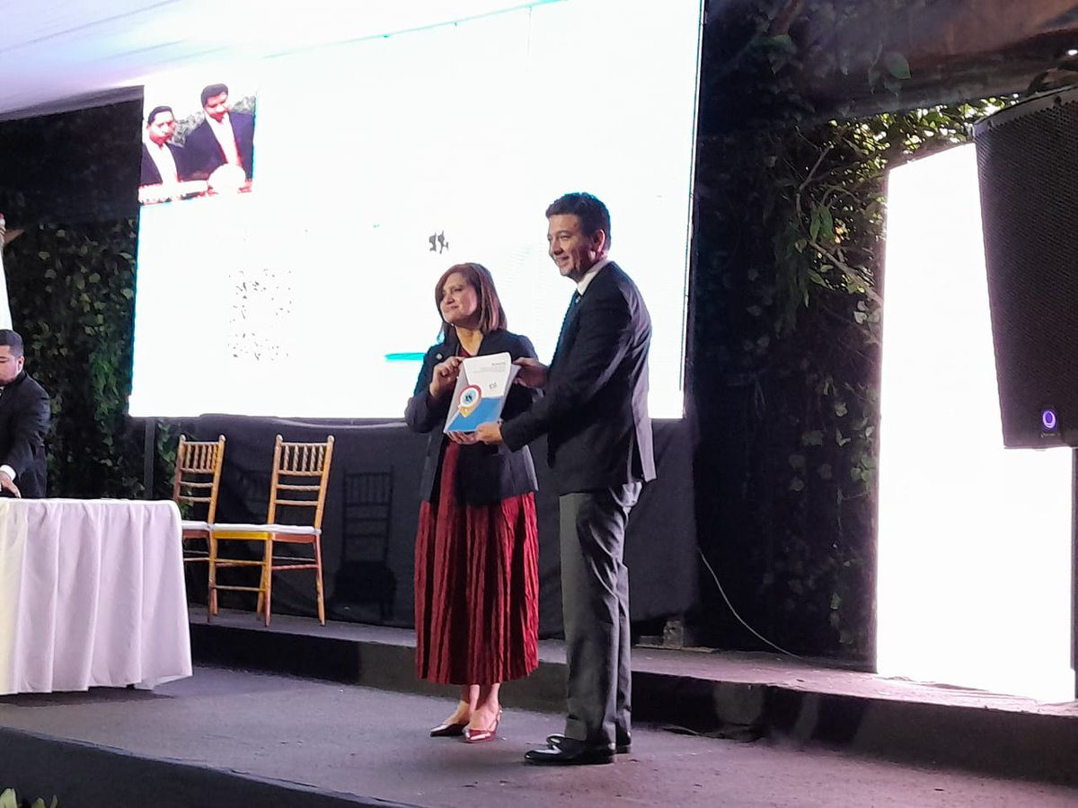 🇬🇹 La Vicepresidencia y el Instituto Guatemalteco de Migración anunciaron la implementación del Protocolo Interinstitucional para localizar, identificar y repatriar a personas migrantes desaparecidas, garantizando un enfoque de derechos humanos y atención integral a sus familias.