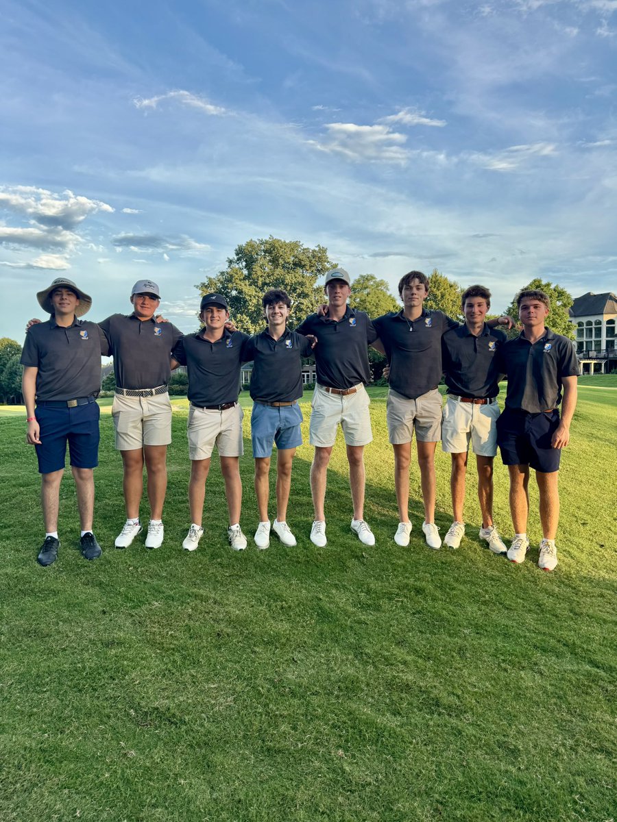wcsBHSgolf's tweet photo. ⛳️ Brentwood vs. Page Results 

Boys defeated Page by 5 shots with a 144 (+4) team score. 

Bennett 35 (E) 
Tripp 35 (E)
George L. 37 (+2)
Graham 37 (+2)

Girls fell to Page by 11 shots despite a solid team score of 84 (+14). 

Aven 42 (+7)
Katelyn 42 (+7)

 @wcsBHSAD @wcsBHS https://t.co/r0uGjDxLOW